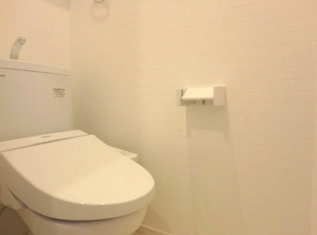 トイレ　シンプルなトイレ！
