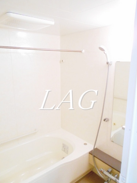 バス・シャワールーム　お風呂です。