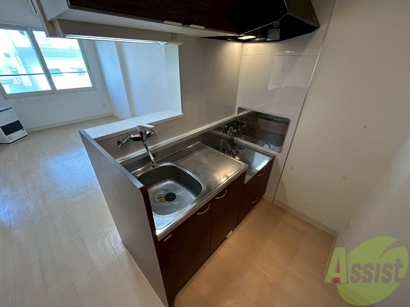 キッチン　キッチンはスペースも広々していて使いやすそうですよ！