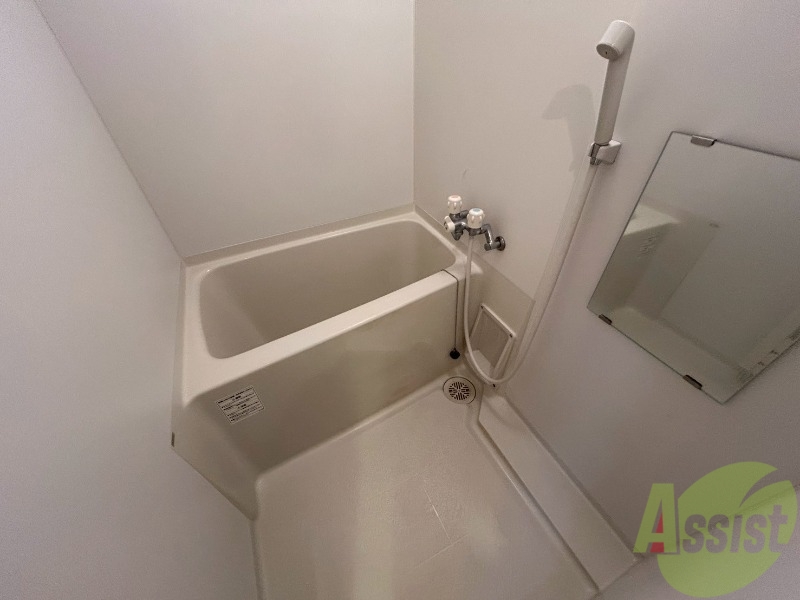 バス・シャワールーム　お風呂です。ゆっくりお風呂につかるのも体に良いですね～