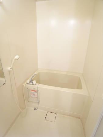 バス・シャワールーム　反転タイプの写真です