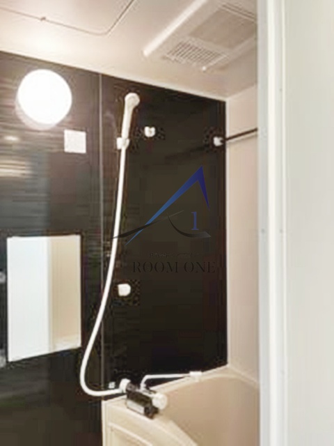 バス・シャワールーム　お風呂です。