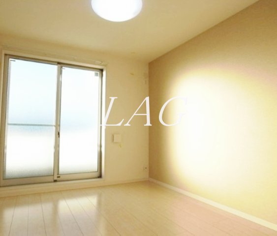 居室・リビング　洋室のお部屋です。（同仕様設備です。）