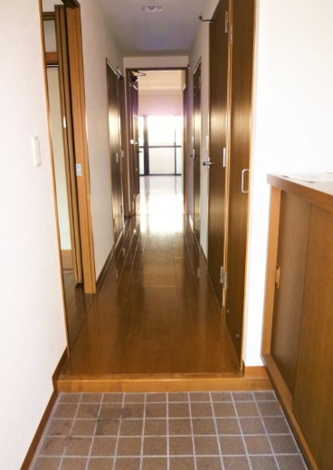 玄関　ピュアフィールド新横浜