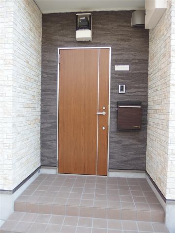 玄関　ゆとりある玄関スペース♪