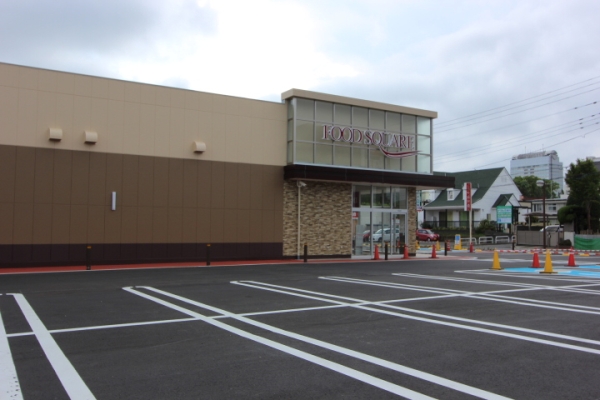 スーパー　カスミフードスクエア学園店（スーパー）まで602m