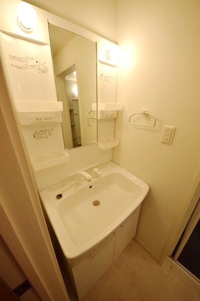 洗面設備　独立洗面台