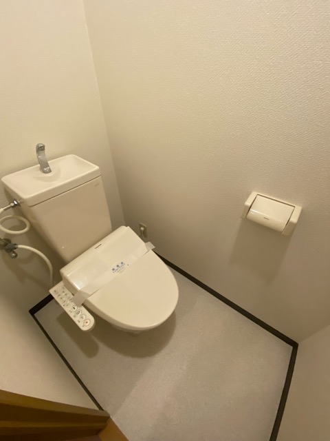トイレ　シンプルで使いやすいトイレです♪