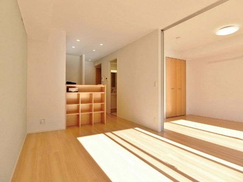 居室・リビング　図面と現状に相違がある場合には現状を優先