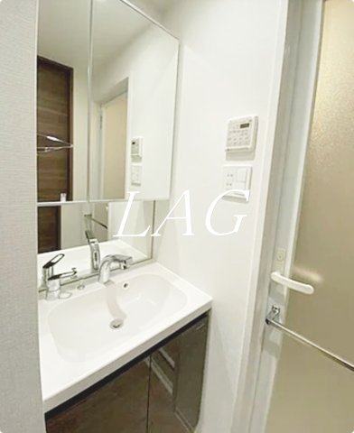 洗面設備　洗面台です。