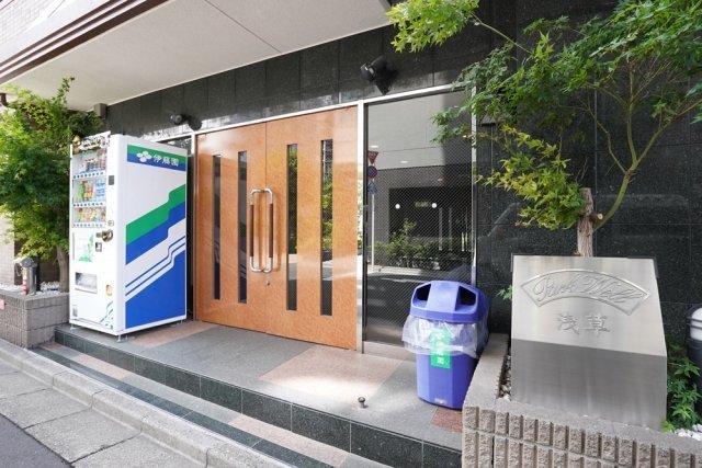 エントランス　エントランス