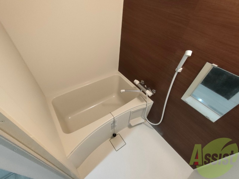 バス・シャワールーム　お風呂です。ゆっくりお風呂につかるのも体に良いですね～