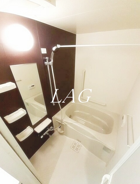 バス・シャワールーム　お風呂です。