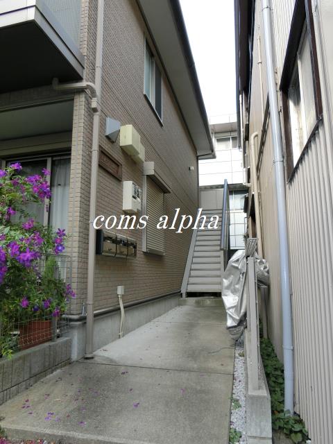 エントランス　エルメゾン花の木　エントランス