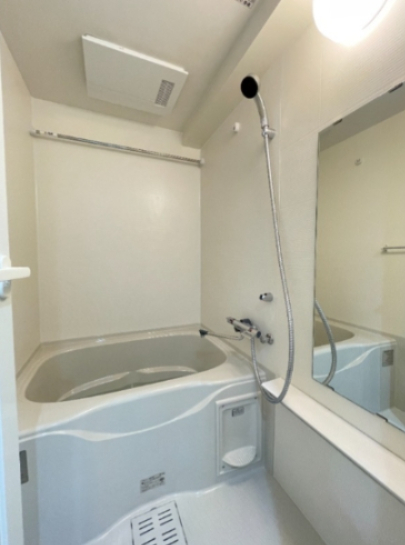 バス・シャワールーム　風呂