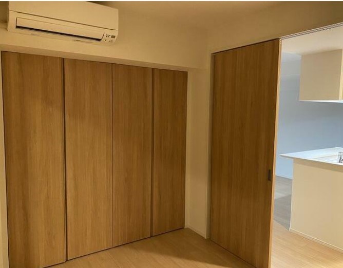 収納　同物件別部屋の参考写真です。(現況優先)