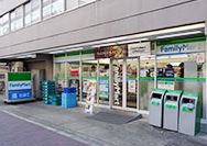 コンビニ　ファミリーマートIBM箱崎ビル店（コンビニ）まで170m