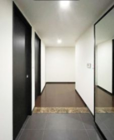 玄関　同マンション参考写真です