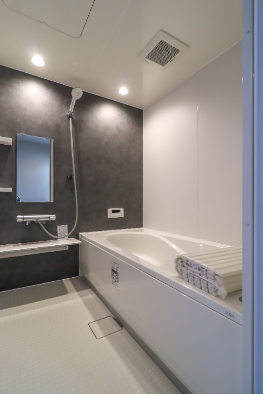 バス・シャワールーム　図面と現状に相違がある場合には現状を優先