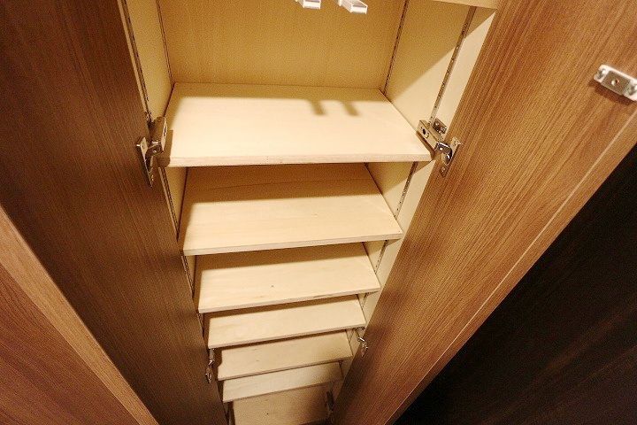 収納　シューズボックス