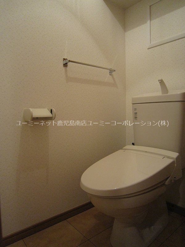 トイレ　※101号の写真。現況と相違がある場合は、現況優先。