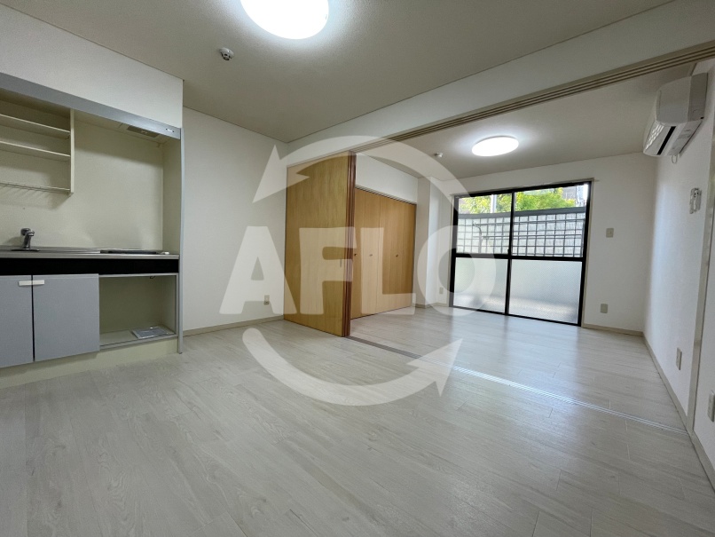 居室・リビング　エイチ・ツー・オー今川　リビング