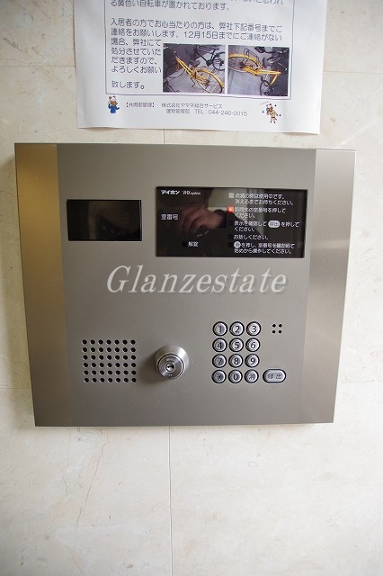 セキュリティ　☆キレイなエントランス☆