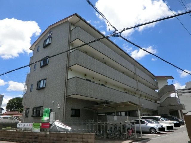 建物外観　鎌取駅徒歩１分でお買い物も便利な立地です