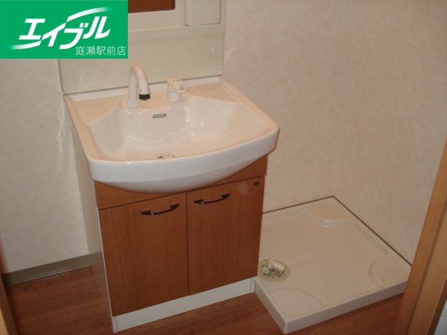 洗面設備　洗髪洗面化粧台