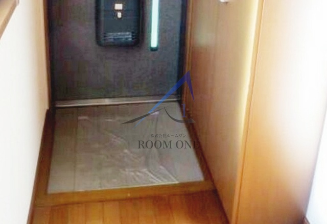 玄関　玄関です。