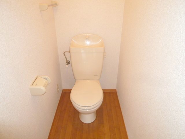 トイレ　2012年5月撮影