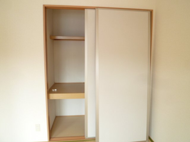 収納　2012年5月撮影