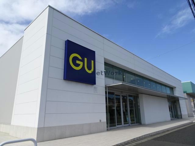 ショッピングセンター　ジーユー木更津店（ショッピングセンター）まで826m