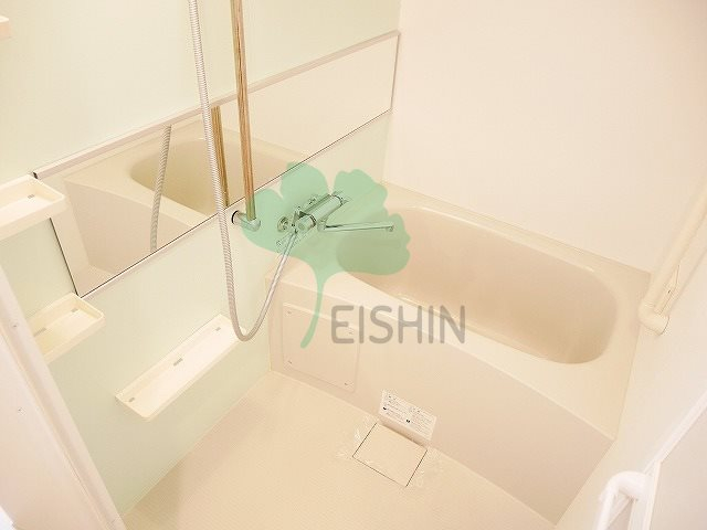 バス・シャワールーム　清潔感のある浴室です！