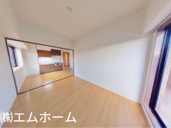 その他部屋・スペース　洋室5帖　バルコニー付