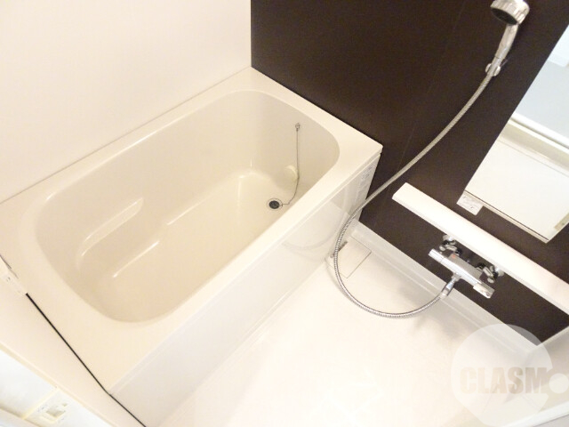 バス・シャワールーム　浴室乾燥機＆追い焚き機能付きバス♪