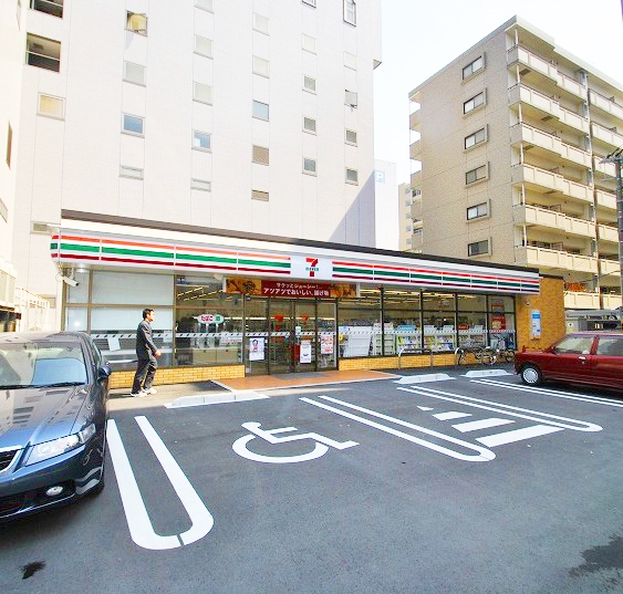 コンビニ　セブンイレブン博多比恵町店（コンビニ）まで343m