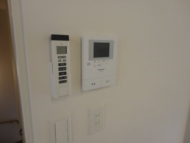 セキュリティ　モニター付インターホン