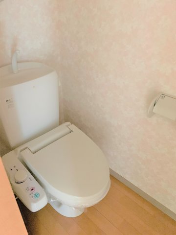 トイレ　シンプルで使いやすいトイレです