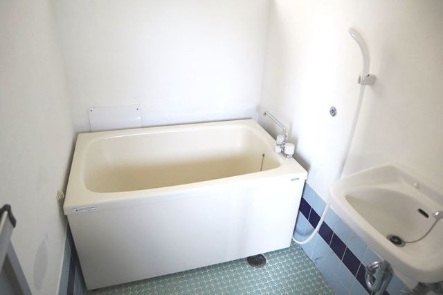 バス・シャワールーム　【浴室】浴室シャワー有り