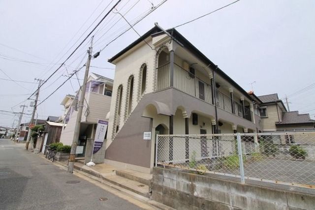 建物外観　【外観写真】周辺に商業施設多数です