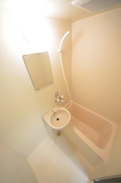 バス・シャワールーム　☆１日の疲れをゆっくり癒して下さい☆