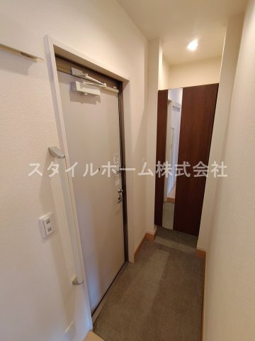 玄関　同建物内別部屋の写真です。