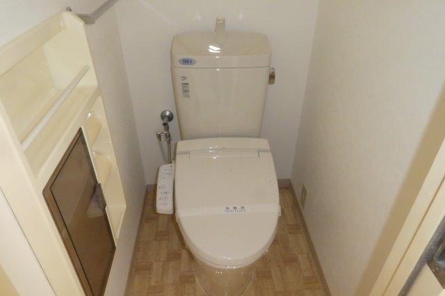 トイレ　シャワー付きトイレ