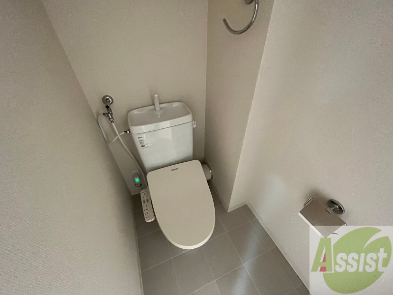 トイレ　トイレです。ウォシュレット付を探している方、おすすめです。