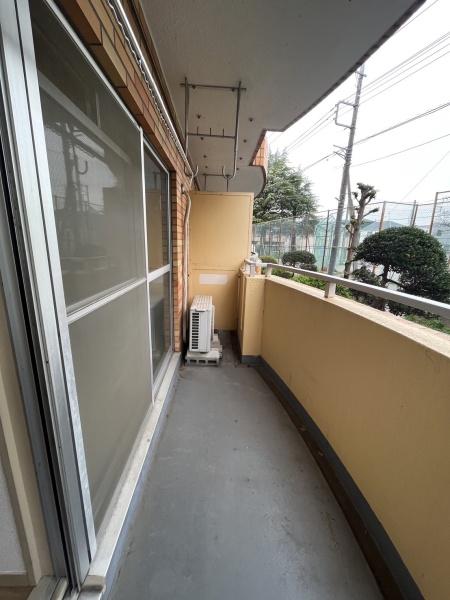 バルコニー　陽当たりいいですね