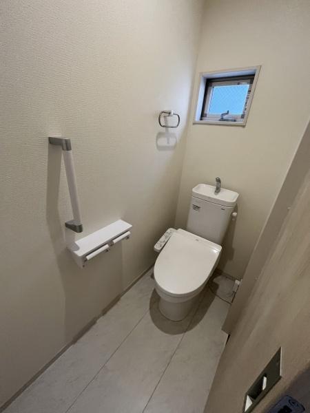 トイレ　ウォシュレット完備