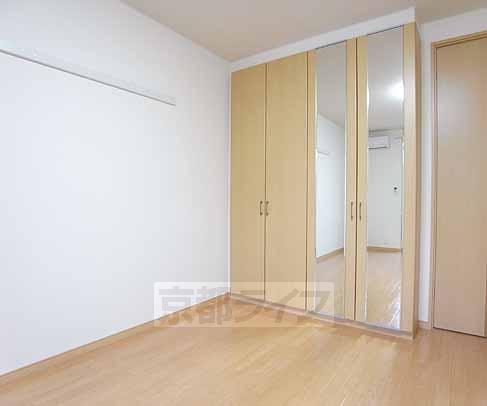 その他設備　鏡付きです。