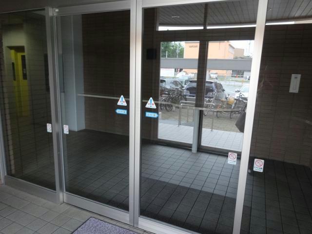 エントランス　エントランス部分