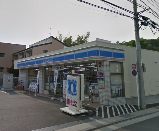 コンビニ　ローソン（コンビニ）まで251m